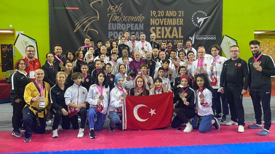 Avrupa Tekvando Poomsae Şampiyonası’nda Türkiye üçüncü oldu