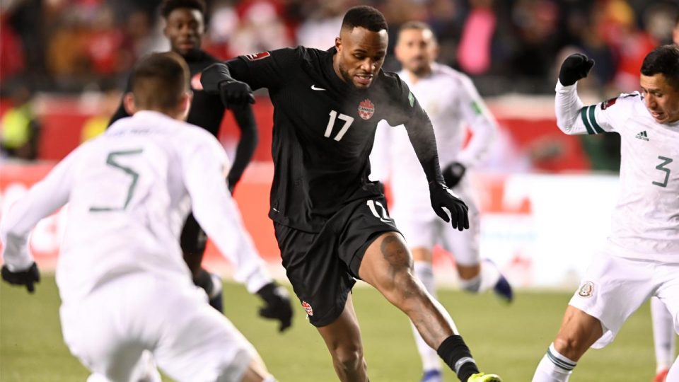 Beşiktaş’ın golcüsü Larin’den Meksika’ya 2 gol