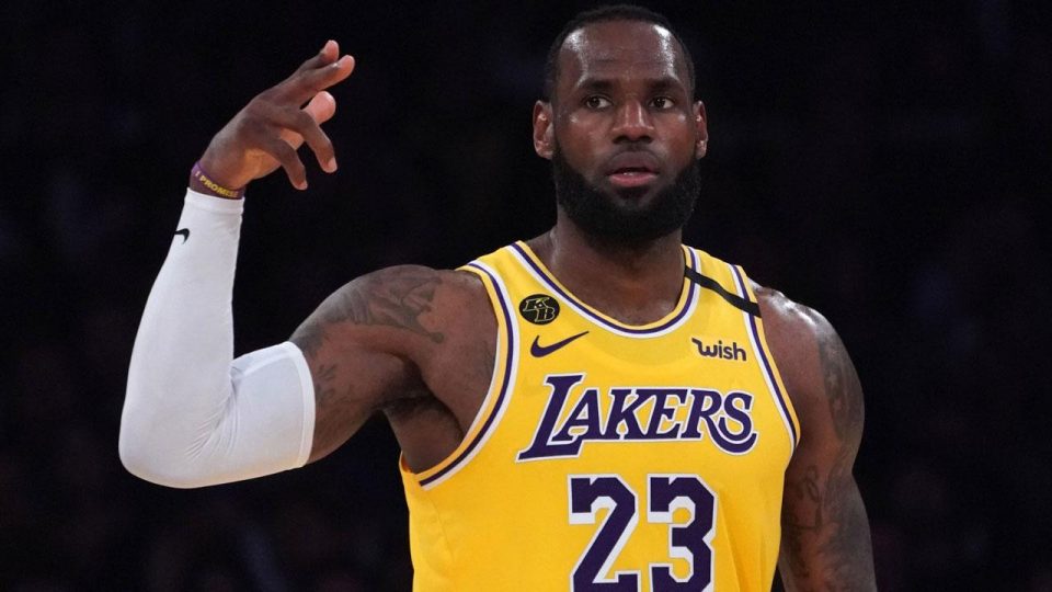 LeBron James NBA’deki ilk men cezasını aldı